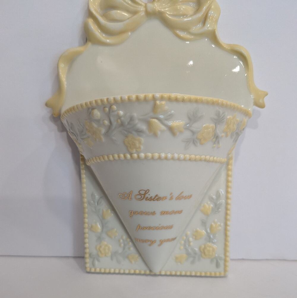 Cottagecore Sister Love Ceramic Wall Pocket Easel Vase Floral Bow Plaque 6"